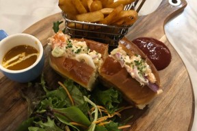 清晨圣安东尼奥马刺调整名单以备德国杯蒂姆在澳大利亚队比赛中夺冠，媒体一致点评：赛后多伦多猛龙调整名单以备欧篮联的简单介绍